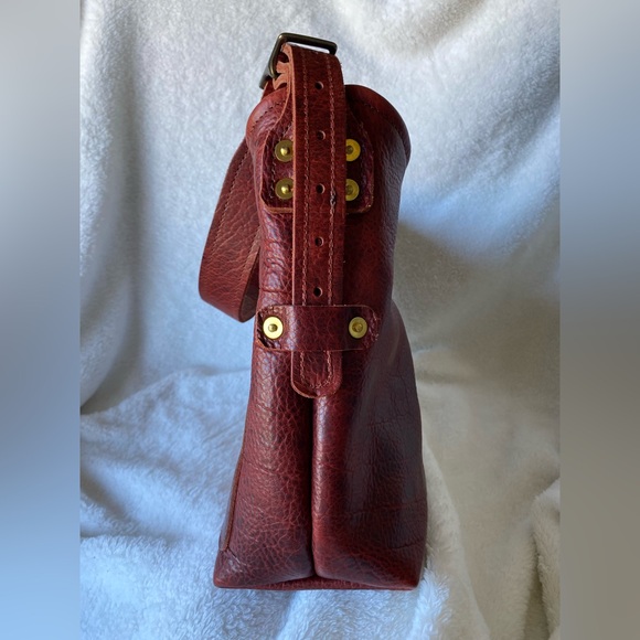 Go Forth Goods Redwood Bison Small Julianne - Picture 4 of 13